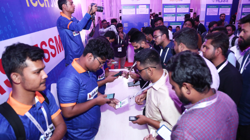 চাকরিপ্রত্যাশীদের পদচারণায় মুখরিত বেসিস সফটএক্সপো